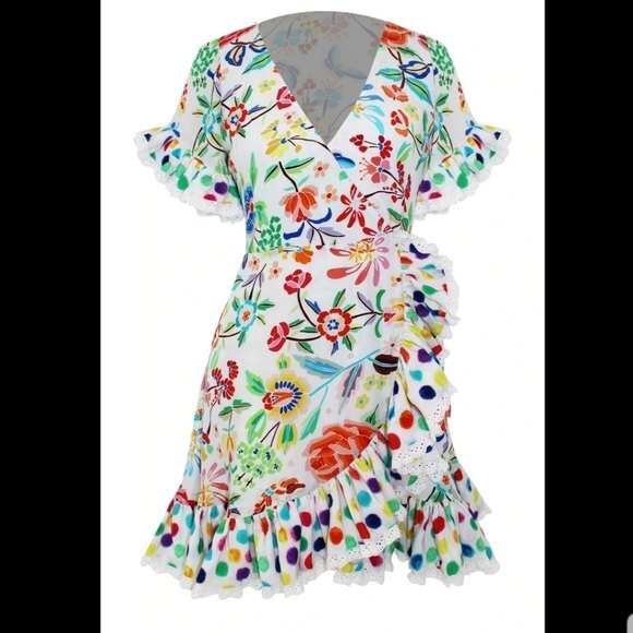 NWT All Things Mochi Valeria White Wrap Floral Mini Dress, size XS